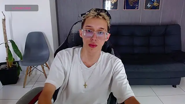 skinny bigcock02 online show from 11.29.25