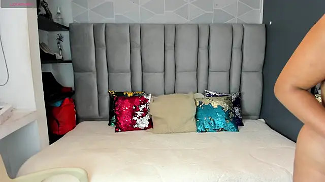 Natasha rose   online show from 11.04.25