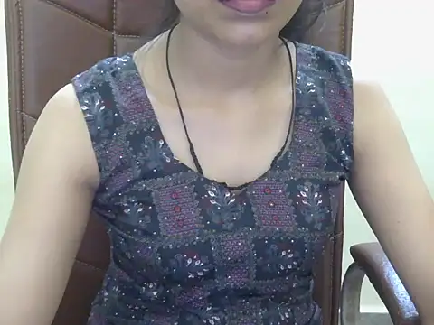 Cute Pihu01 online show from 10.02.25