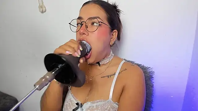 AngelaRicci online show from 03.11.26