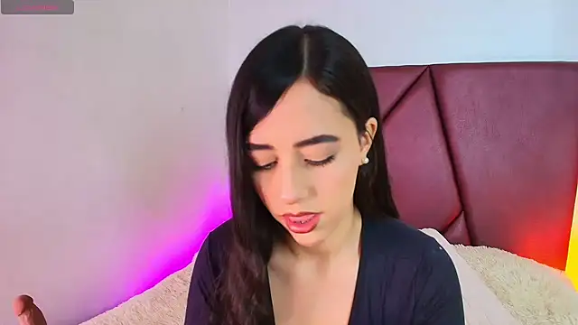 Lexi Howard  online show from 07.28.26