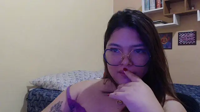 Snapshot of GoddessChaar chatting on 01.08.26 GoddessChaar online show from 01.08.26