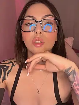 Snapshot of wicked_babyy chatting on 02.27.25 wicked babyy online show from 02.27.25