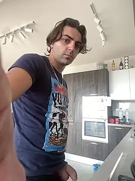 Snapshot of mikekmi21 chatting on 02.21.25 mikekmi21 online show from 02.21.25