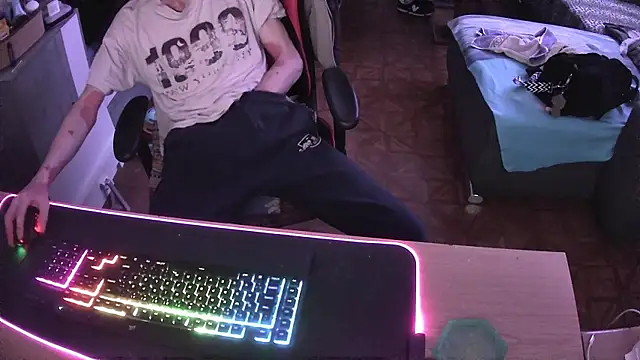 Snapshot of DerGeileLoveboy chatting on 02.10.26 DerGeileLoveboy online show from 02.10.26