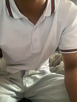 Snapshot of Erickhotddjots chatting on 02.16.26 Erickhotddjots online show from 02.16.26