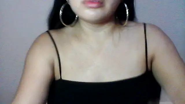Snapshot of shashel5 chatting on 05.19.26 shashel5 online show from 05.19.26