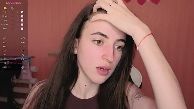 Snapshot of reaiss chatting on 09.17.25 reaiss online show from 09.17.25