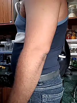 Snapshot of irizwan chatting on 10.30.25 irizwan online show from 10.30.25