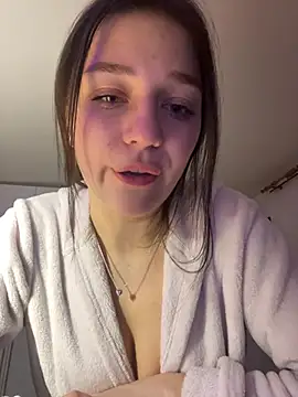 Snapshot of brinkangelikaa chatting on 03.04.25 brinkangelikaa online show from 03.04.25