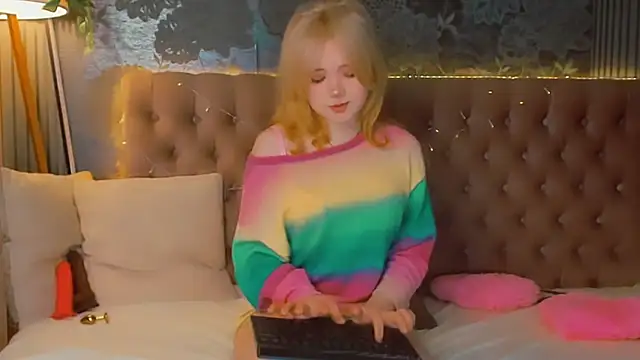 EmilyAngells online show from 03.02.26