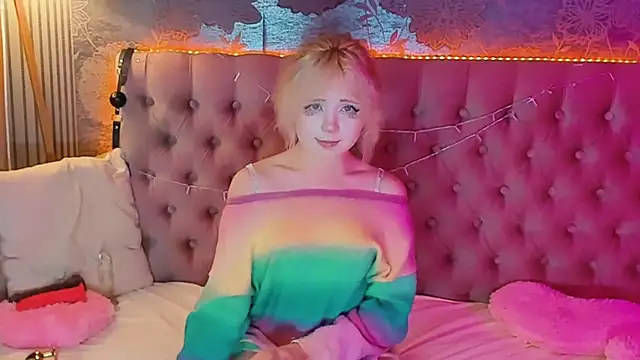 EmilyAngells online show from 06.12.26