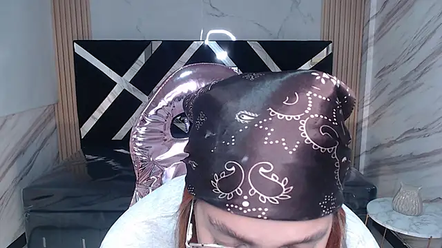 Snapshot of Angeles_v chatting on 03.07.25 Angeles v online show from 03.07.25