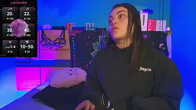ChloeAllennn online show from 06.19.26