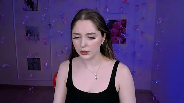 Snapshot of hazel_sullivan chatting on 03.21.26 hazel sullivan online show from 03.21.26