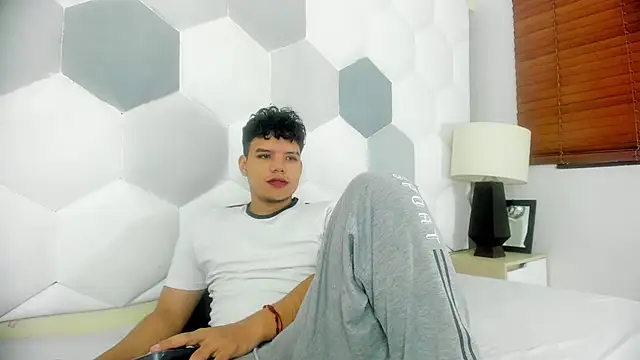 Axel Forte online show from 04.25.26