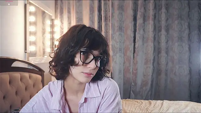 Snapshot of SibleyBurner chatting on 01.14.26 SibleyBurner online show from 01.14.26