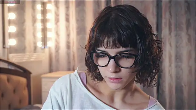 Snapshot of SibleyBurner chatting on 01.16.26 SibleyBurner online show from 01.16.26