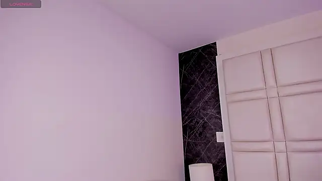 Ivaannaa  online show from 03.21.26