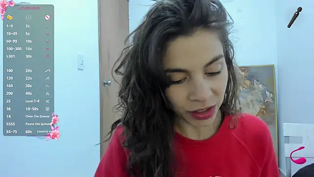 Snapshot of jessyegoldenn chatting on 02.16.26 jessyegoldenn online show from 02.16.26