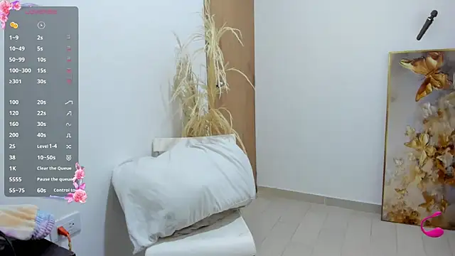 Snapshot of jessyegoldenn chatting on 03.13.26 jessyegoldenn online show from 03.13.26