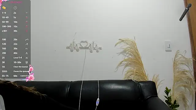 jessyegoldenn online show from 06.07.26