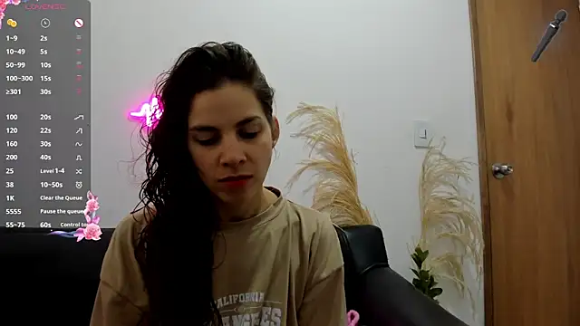 jessyegoldenn online show from 06.11.26