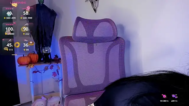 MiaWilsson  online show from 10.10.25