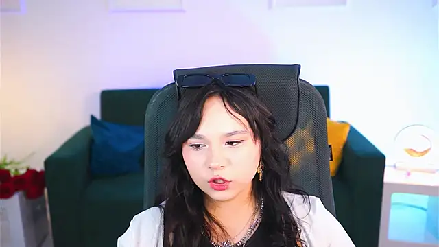 HanaWise online show from 02.26.25