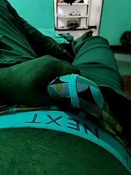 Snapshot of Yourguys21 chatting on 09.13.25 Yourguys21 online show from 09.13.25