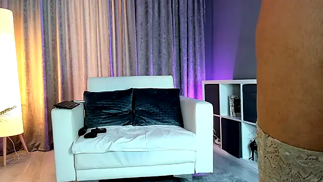 Snapshot of LexySinner chatting on 09.10.25 LexySinner online show from 09.10.25