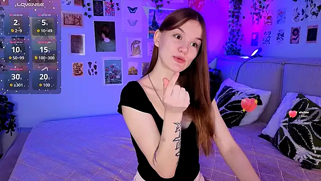Amber Rogers online show from 04.25.26