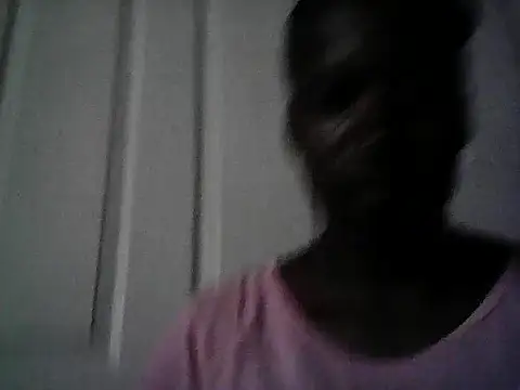 Snapshot of LoveDropss chatting on 02.22.25 LoveDropss online show from 02.22.25