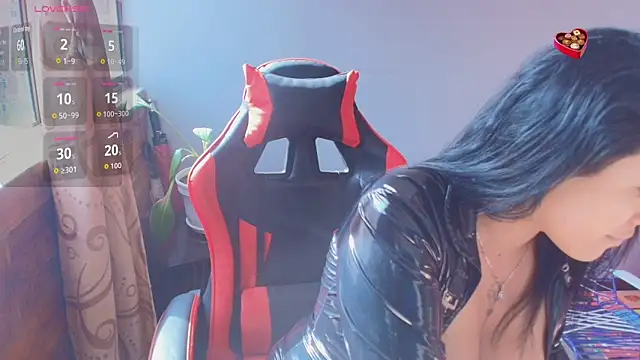 SophiTay online show from 09.13.25