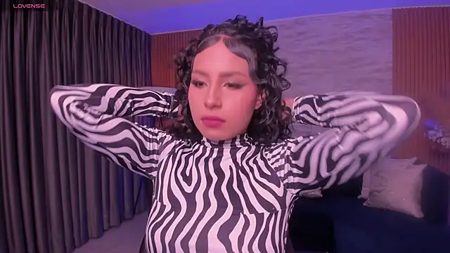 hannah thomson  online show from 09.27.25