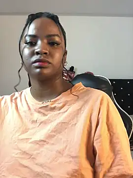 Snapshot of ValerieBlakee chatting on 01.11.26 ValerieBlakee online show from 01.11.26