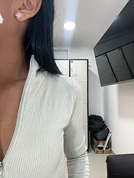 ChloeMoon9 online show from 06.20.26
