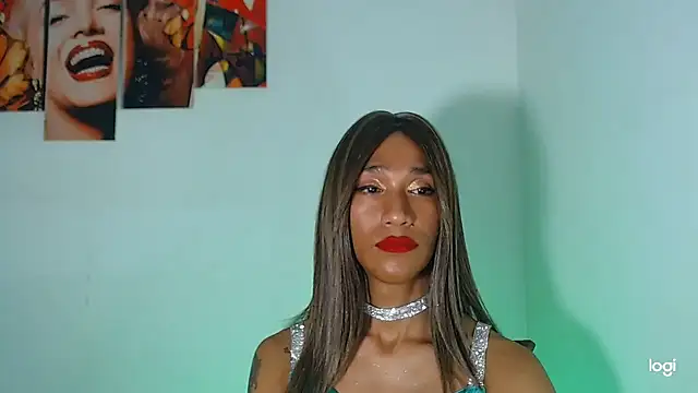 Snapshot of red_veltet chatting on 10.30.25 red veltet online show from 10.30.25