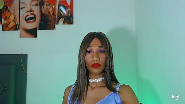 Snapshot of red_veltet chatting on 11.18.25 red veltet online show from 11.18.25