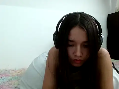  luna 777 online show from 10.15.25