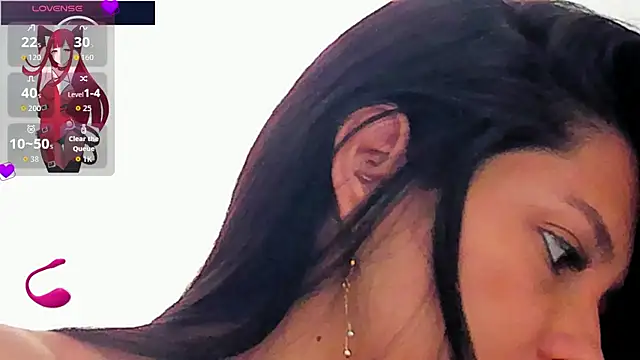 Snapshot of isabellarous- chatting on 07.15.26 isabellarous- online show from 07.15.26