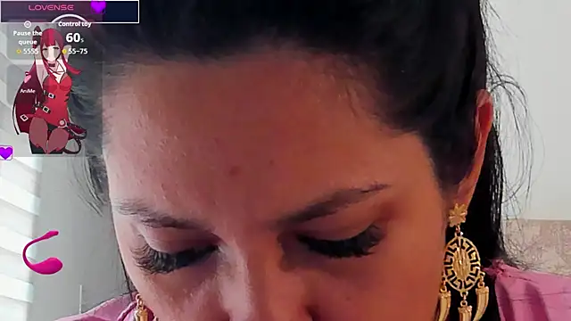 Snapshot of isabellarous- chatting on 07.29.26 isabellarous- online show from 07.29.26