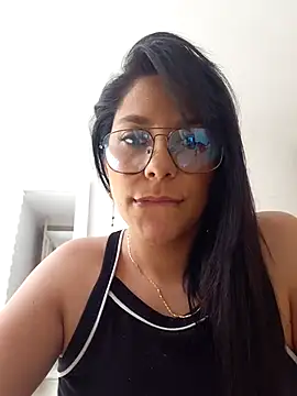 Snapshot of isabellarous- chatting on 07.31.26 isabellarous- online show from 07.31.26