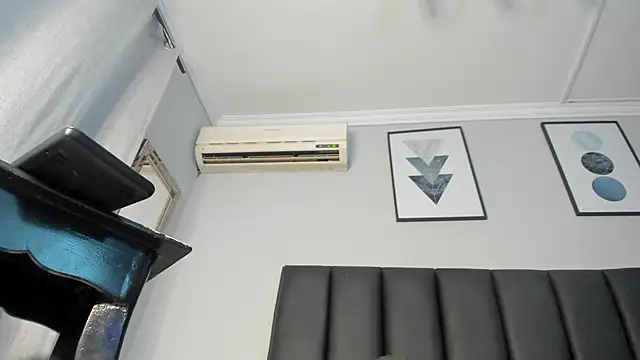 Snapshot of CHANELL_11INCHES chatting on 03.16.25 CHANELL 11INCHES online show from 03.16.25