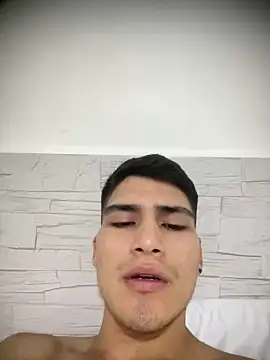 Snapshot of MaxxxSteil chatting on 03.17.25 MaxxxSteil online show from 03.17.25