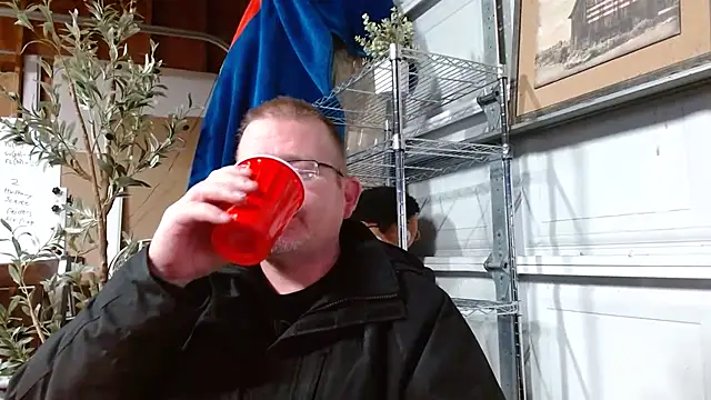 Snapshot of Randomoldguy615 chatting on 02.23.25 Randomoldguy615 online show from 02.23.25