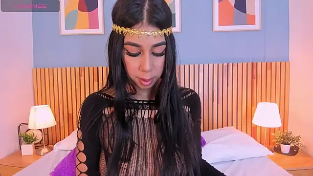 AnnieGibbyns online show from 10.17.25