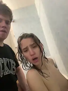 Snapshot of kisssssssss chatting on 11.30.25 kisssssssss online show from 11.30.25