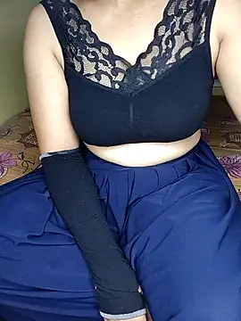 Snapshot of geetha_telugu_kan277 chatting on 11.25.25 geetha telugu kan277 online show from 11.25.25