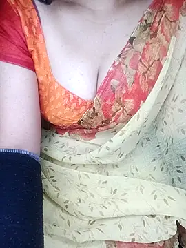 Snapshot of geetha_telugu_kan277 chatting on 02.14.26 geetha telugu kan277 online show from 02.14.26